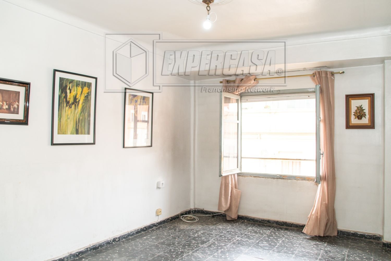 Apartamento de 3 dormitorios en Valencia, Spain No. 167159