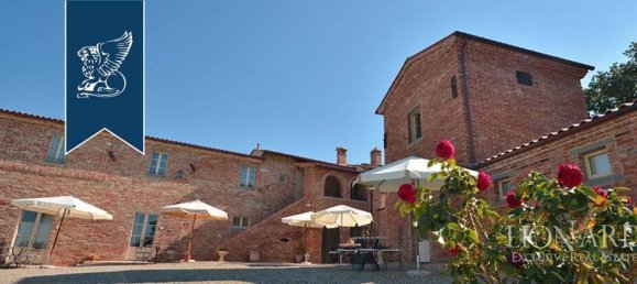 9 bedrooms Villa in Foiano della Chiana, Italy No. 331190 7