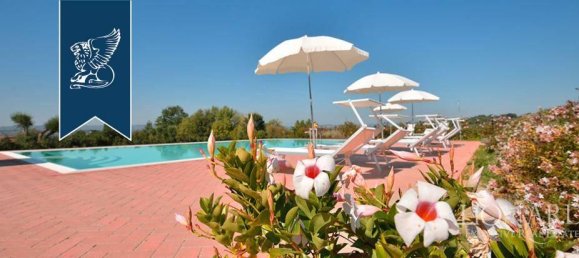9 bedrooms Villa in Foiano della Chiana, Italy No. 331190 13