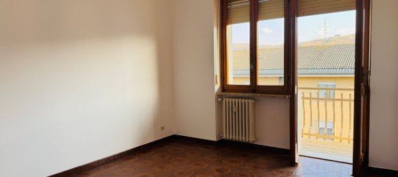 3-salle Appartement à San Michele Mondovì, Italy No. 112864 12