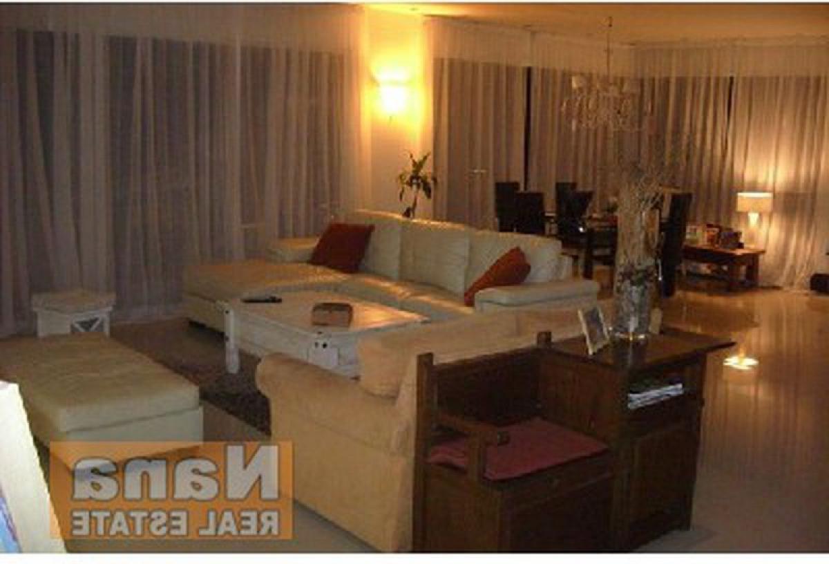 3 bedrooms House in Maldonado, Uruguay No. 9840