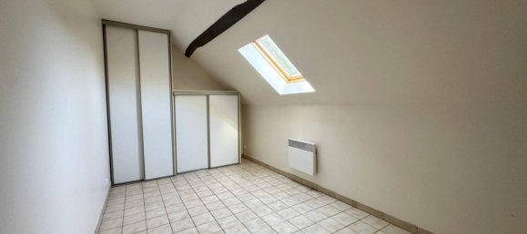 Casa de 3 dormitorios en Vijon, France No. 46554 7