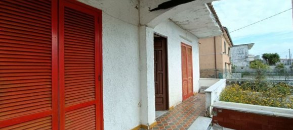 Villa de 5 divisões em Castel Volturno, Italy N.º 144569 6