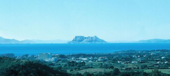 Grundstück in Estepona, Spain 1000m², Nr. 25397 3