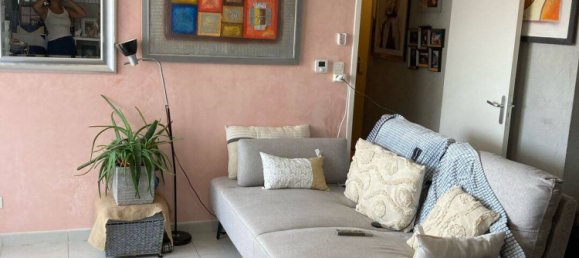 Apartamento de 1 dormitorio en Morieres-les-Avignon, France No. 329346 3