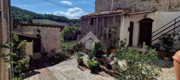 3 Schlafzimmer Haus in Spoleto, Italy, Nr. 373960 16