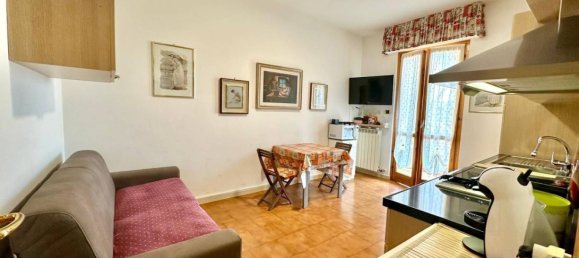 Квартира с 1 спальней в Лоано, Италия № 166279 5