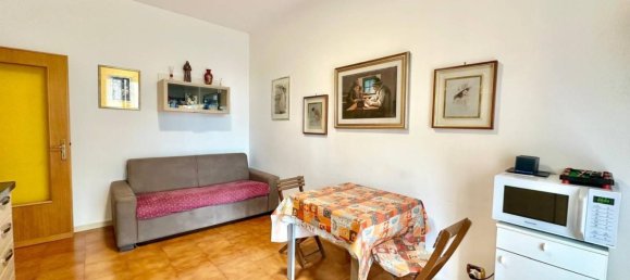 Квартира с 1 спальней в Лоано, Италия № 166279 9