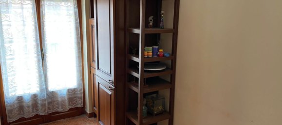 7 rooms House in Luco dei Marsi, Italy No. 134013 18
