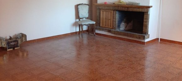 7 rooms House in Luco dei Marsi, Italy No. 134013 11