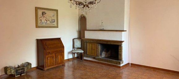 7 rooms House in Luco dei Marsi, Italy No. 134013 9
