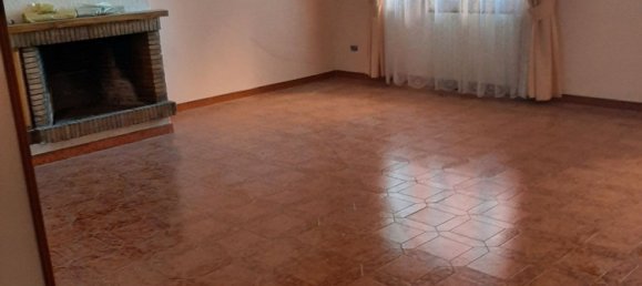 7 rooms House in Luco dei Marsi, Italy No. 134013 12