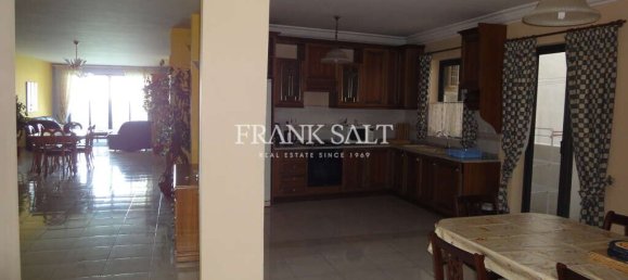 Apartamento de 3 dormitorios en Saint Julian's, Malta No. 3362 11