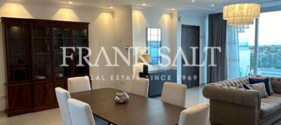 3 bedrooms Penthouse in Siggiewi, Malta No. 7700 4