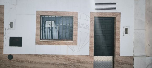 2 bedrooms House in Elvas, Portugal No. 17822 3