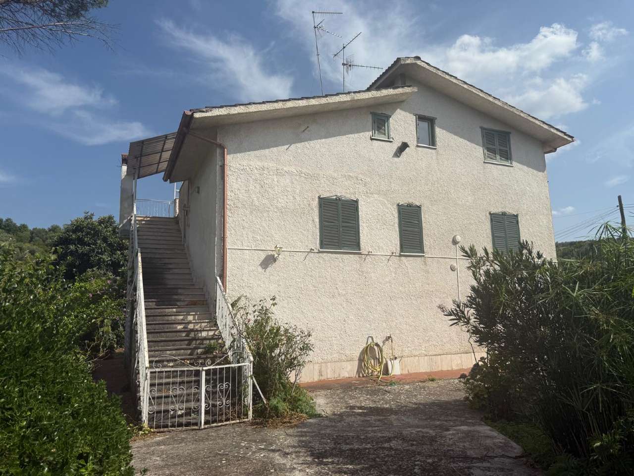 3 rooms Apartment in Palombara Sabina, Italy No. 266181