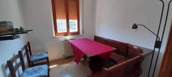 Casa de 12 habitaciónes en Alanno, Italy No. 79086 12