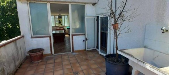 Casa de 12 habitaciónes en Alanno, Italy No. 79086 23