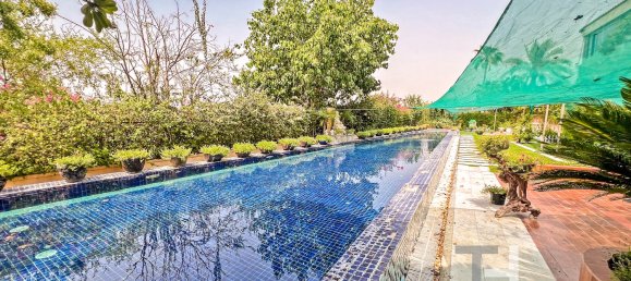 Villa de 7 dormitorios en Arabian Ranches, UAE No. 94420 9