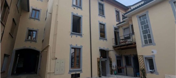 Apartamento de 2 dormitorios en Capriate San Gervasio, Italy No. 380858 2