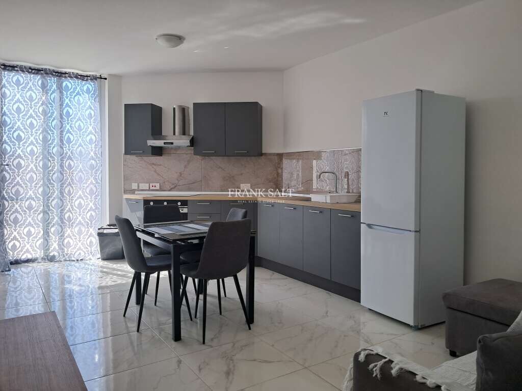 2 bedrooms Penthouse in Munxar, Malta No. 11649
