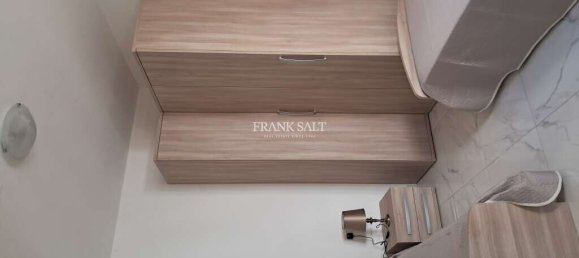 2 bedrooms Penthouse in Munxar, Malta No. 11649 8