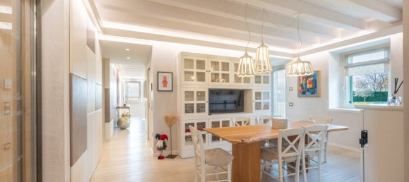 13 bedrooms Villa in Lazise, Italy No. 165399 20