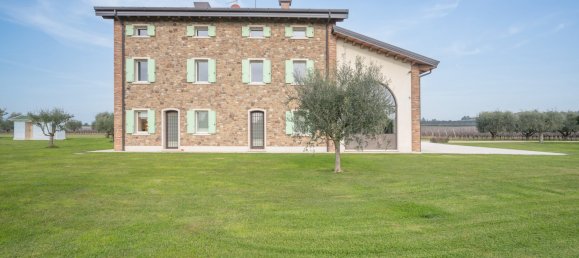 13 bedrooms Villa in Lazise, Italy No. 165399 49