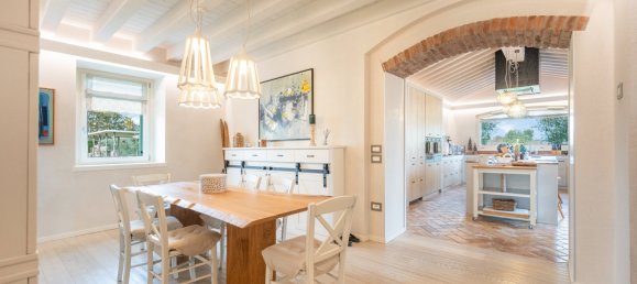 13 bedrooms Villa in Lazise, Italy No. 165399 3