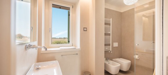 13 bedrooms Villa in Lazise, Italy No. 165399 9