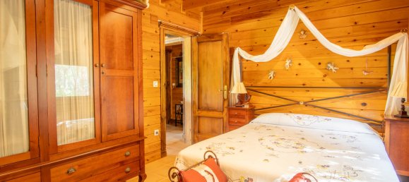 4 Schlafzimmer Villa in Orba, Spain, Nr. 178302 16