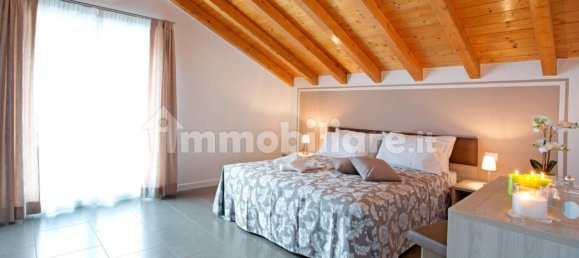 Villa de 4 dormitorios en Sala Comacina, Italy No. 53431 13