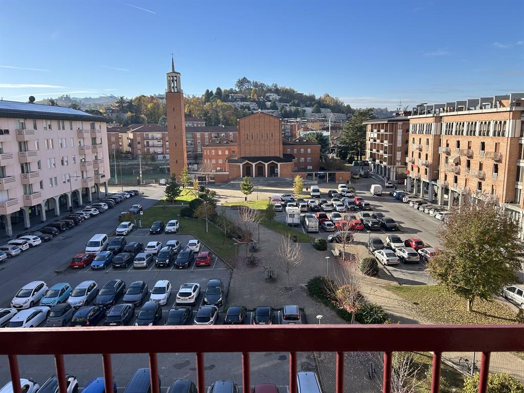 5-Zimmer Wohnung in Alba, Italy, Nr. 40981