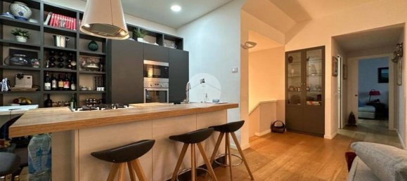 3 bedrooms Apartment in Rome, Italy No. 349921 9