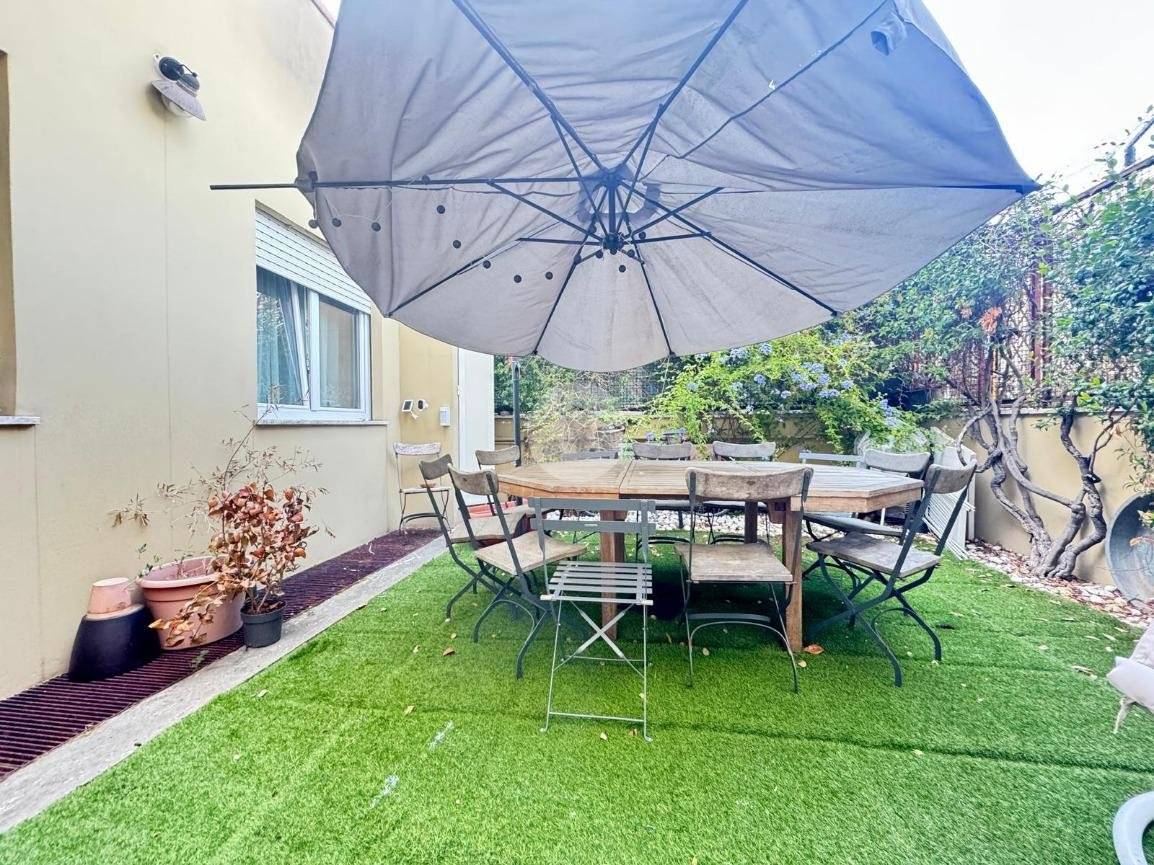 3 bedrooms Apartment in Rome, Italy No. 349921