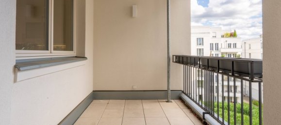 Apartamento de 2 dormitorios en Mitte, Germany No. 348020 5