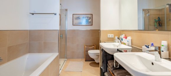 Apartamento de 2 dormitorios en Mitte, Germany No. 348020 4