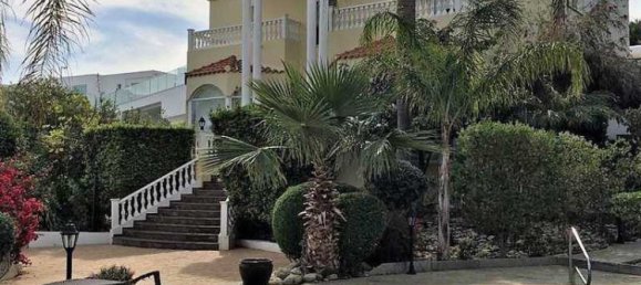 4 bedrooms House in Kissonerga, Cyprus No. 10747 2