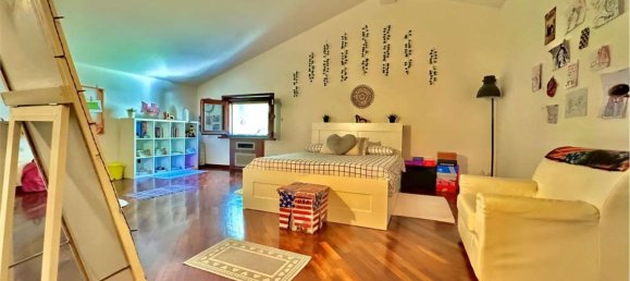 8غرفة فيلا في Rolo, Italy رقم 61253 30