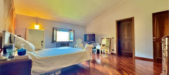 8غرفة فيلا في Rolo, Italy رقم 61253 33