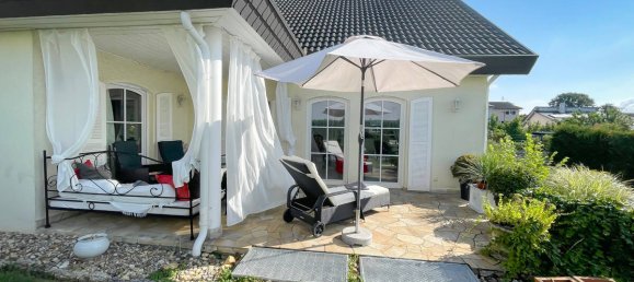 5 bedrooms Villa in Hochtaunuskreis, Germany No. 351483 4