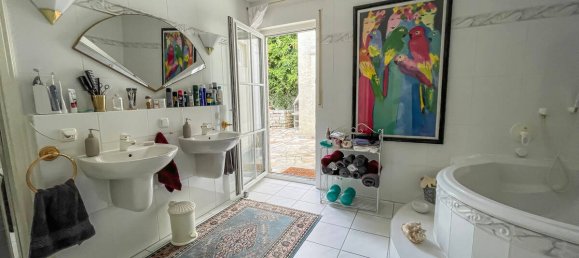 5 bedrooms Villa in Hochtaunuskreis, Germany No. 351483 8