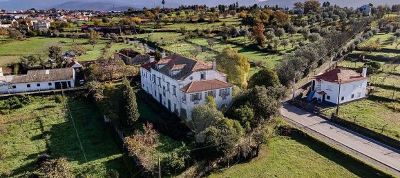 Дом с 12 спальнями в Оливейра ду Ошпитал, Португалия № 66032 24