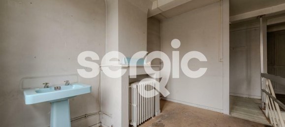 Здание с 5 комнатами в Дуэ, Франция № 44858 11