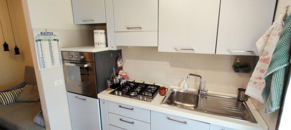 Квартира с 2 комнатами в Пезаро, Италия № 301838 12