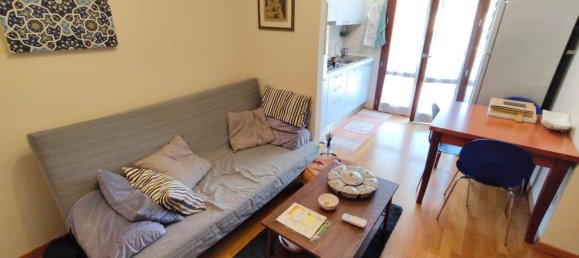 Квартира с 2 комнатами в Пезаро, Италия № 301838 5