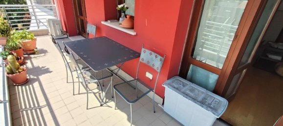 Квартира с 2 комнатами в Пезаро, Италия № 301838 4