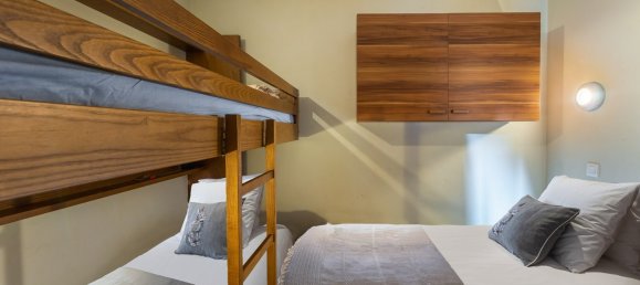 1 bedroom Apartment in Les Belleville, France No. 326 2