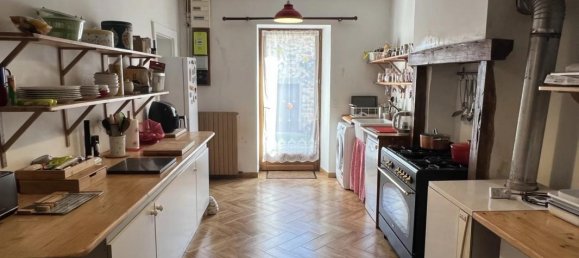 3 Schlafzimmer Haus in Oradour-sur-Vayres, France, Nr. 102430 4