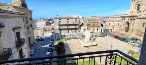 Apartamento de 3 dormitorios en Enna, Italy No. 351586 16